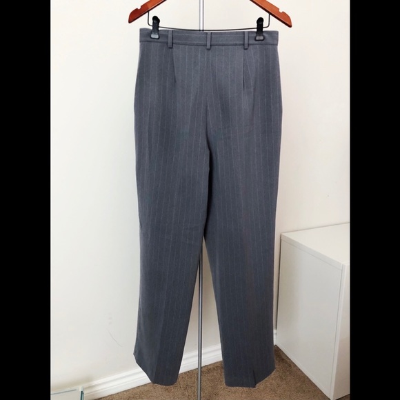 NWOT Size 12 Grey Gray White Pinstripe Suit Pants - Picture 3 of 3